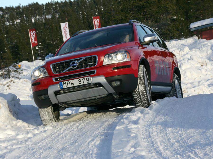  Volvo XC90 R-Design 2009 года  (фото 8 из 8)